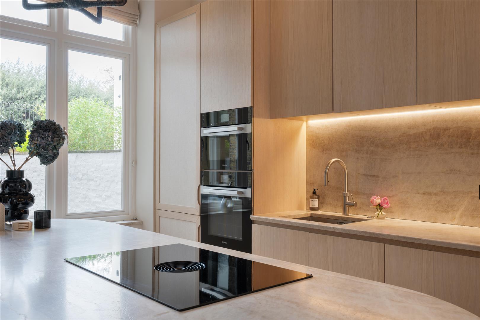 Property Image 1ed6e23d-4146-4b92-a5bf-e3a55c34f6cf
