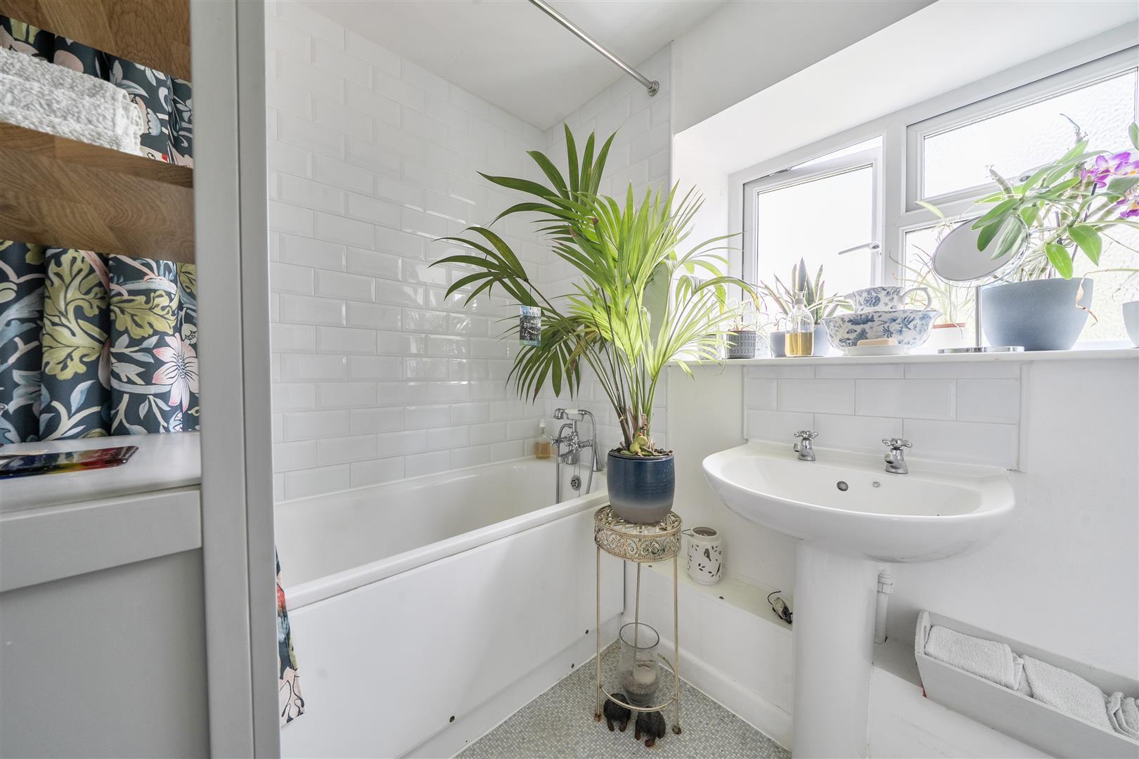 Property Image 1ed925b3-f7ab-49f9-886a-f4a9af834bb4
