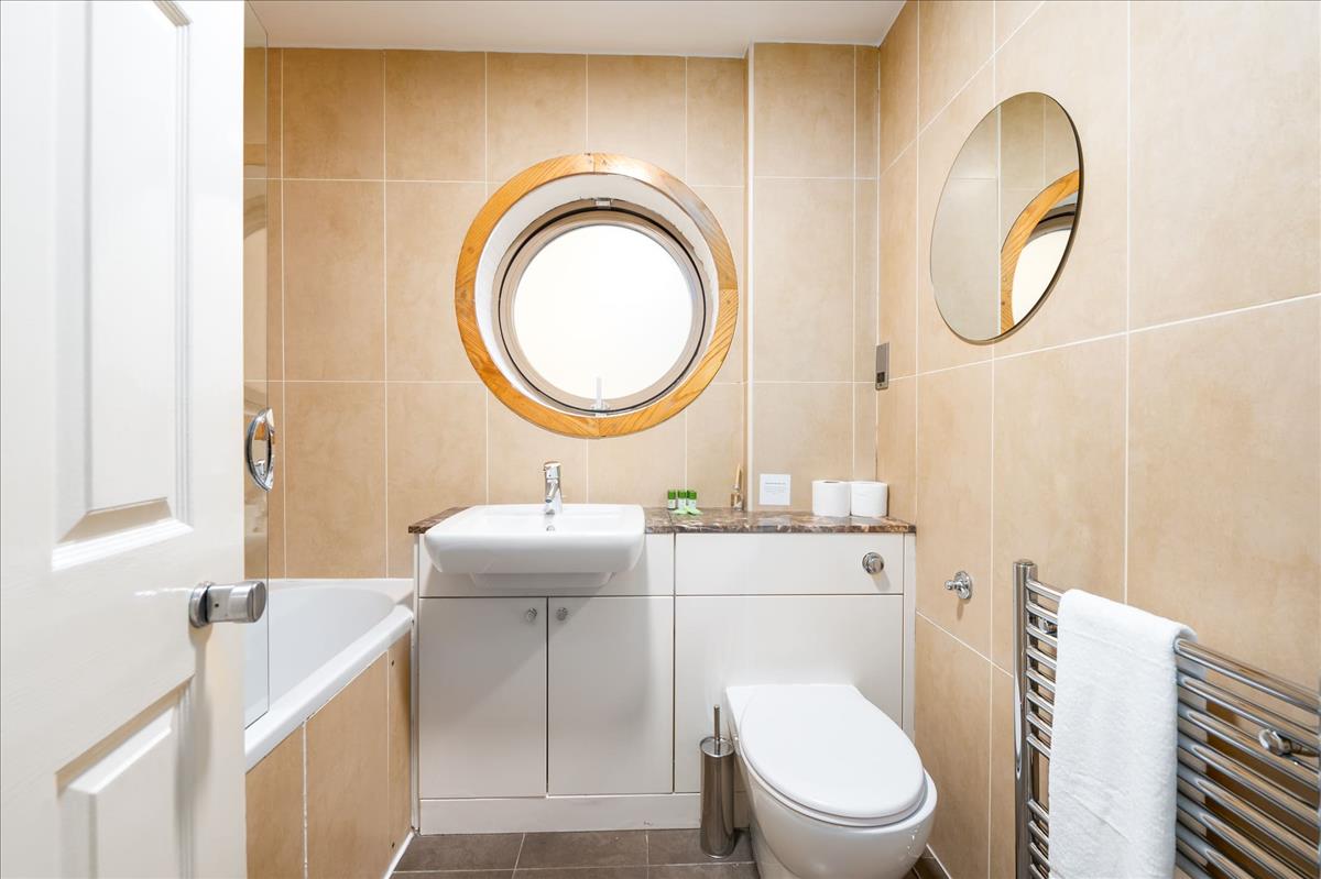 Property Image 1ee16396-f9f8-476a-b2ad-18fdb0359a11