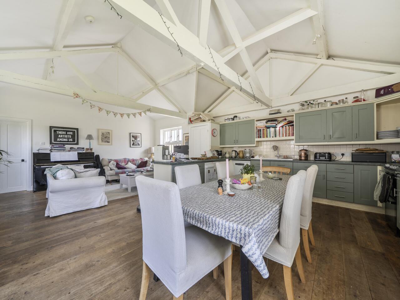 Property Image 1ee70d34-683e-4ef8-96fe-d29f0984b3bf