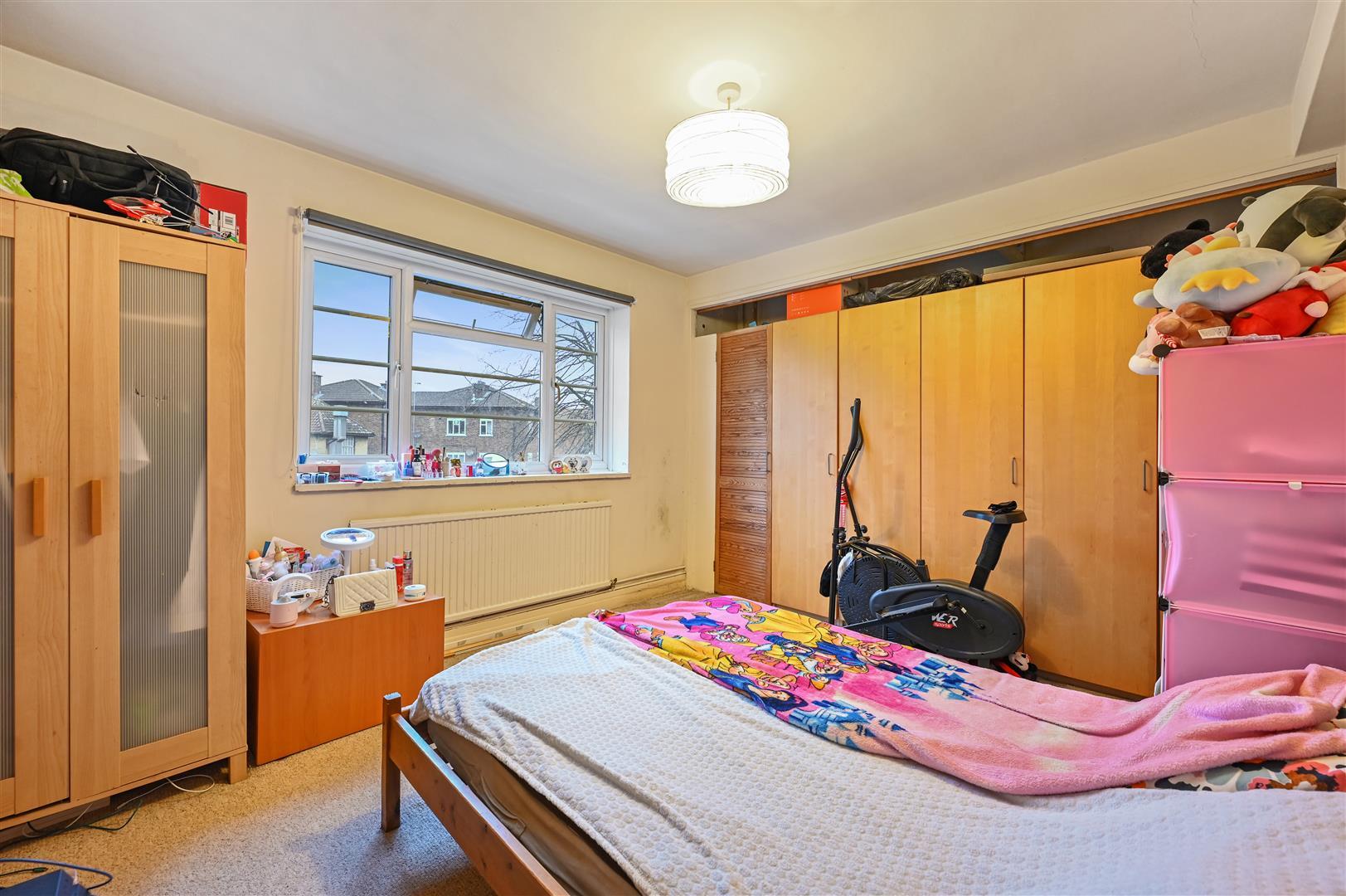 Property Image 1ee7b572-2c45-495d-a4f5-88feff93d51f