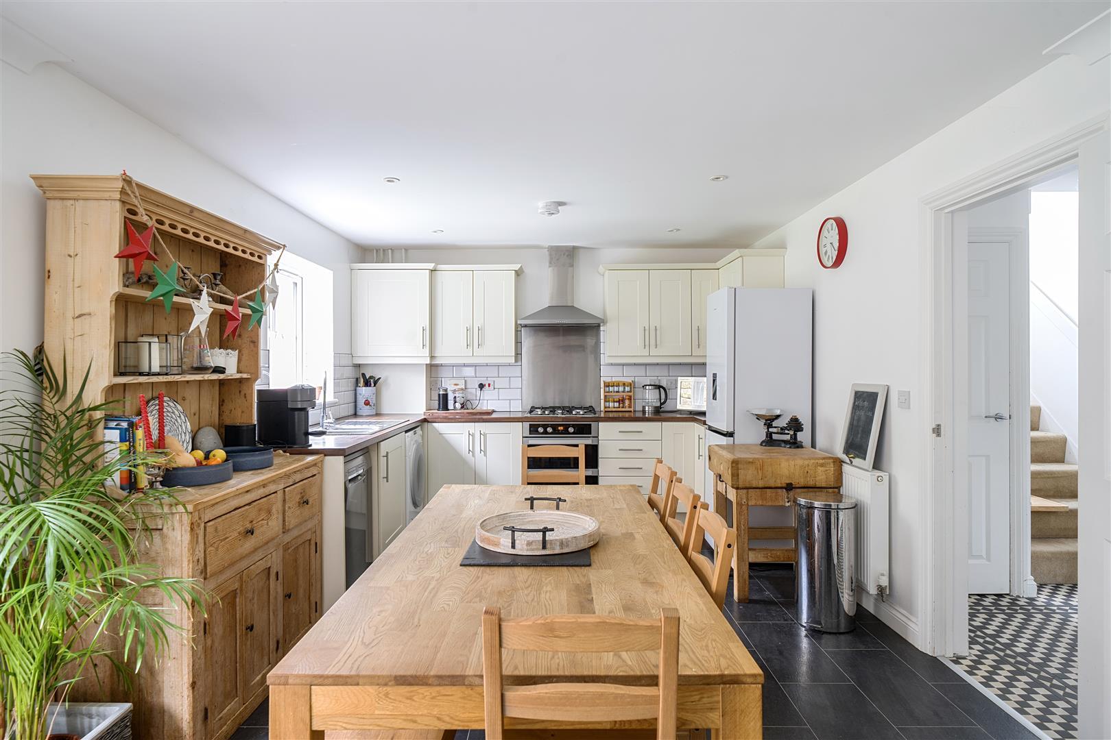 Property Image 1eea30d8-05e5-4ee7-991f-3c987378f003
