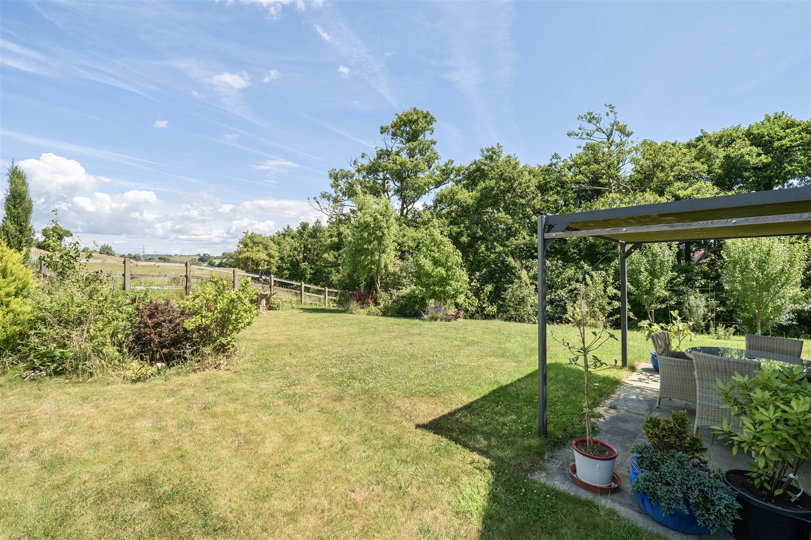 Property Image 1f0285f4-8c8c-4d58-abc5-8db4fed0e8bb