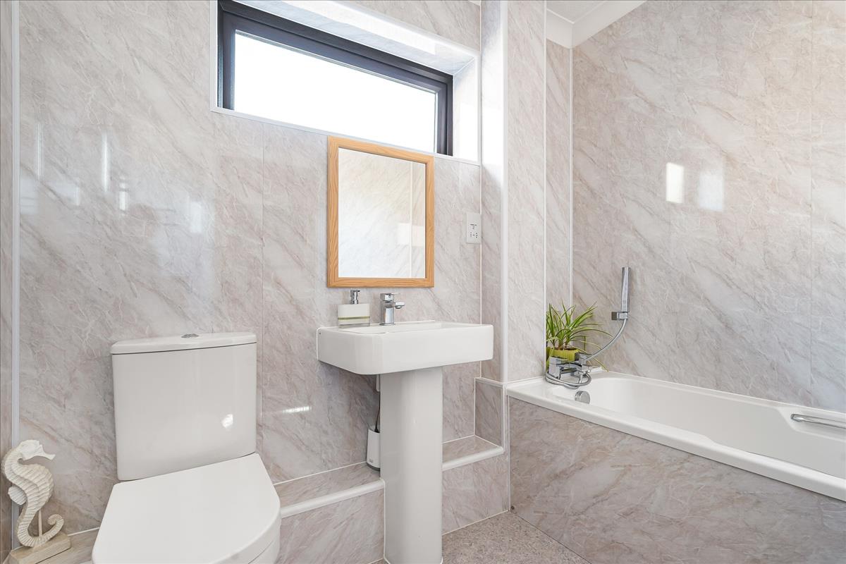 Property Image 1f1a444f-a155-4888-bbb3-f7e969ecb6b9
