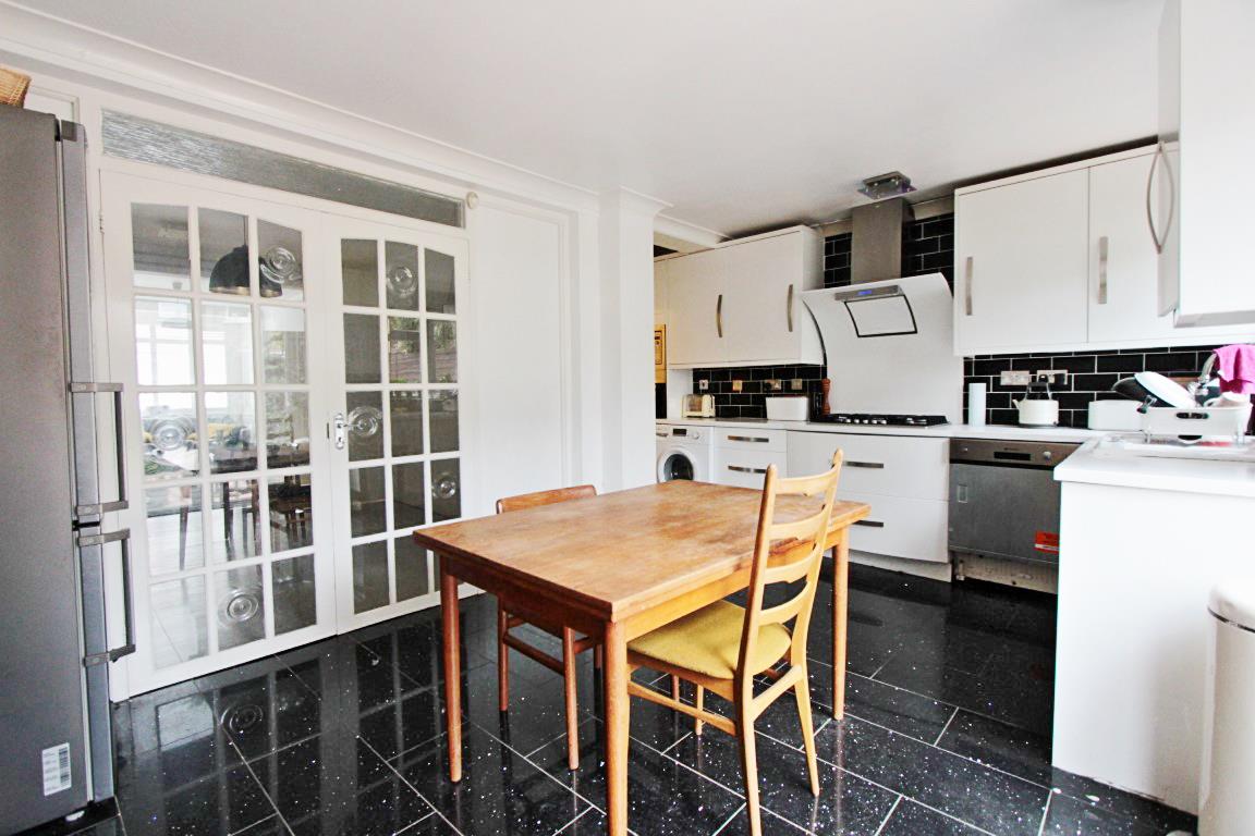 Property Image 1f69baf0-ee7e-4fb1-bc73-605be285bca5