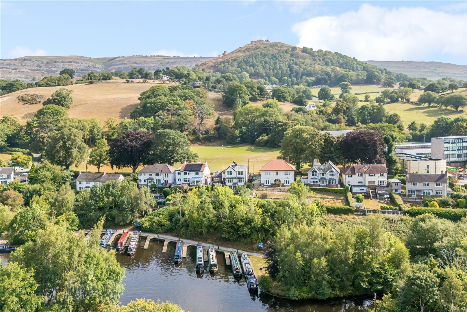 Property Image 1f6a6db8-c69d-4463-bb32-3b1ced0aaa32
