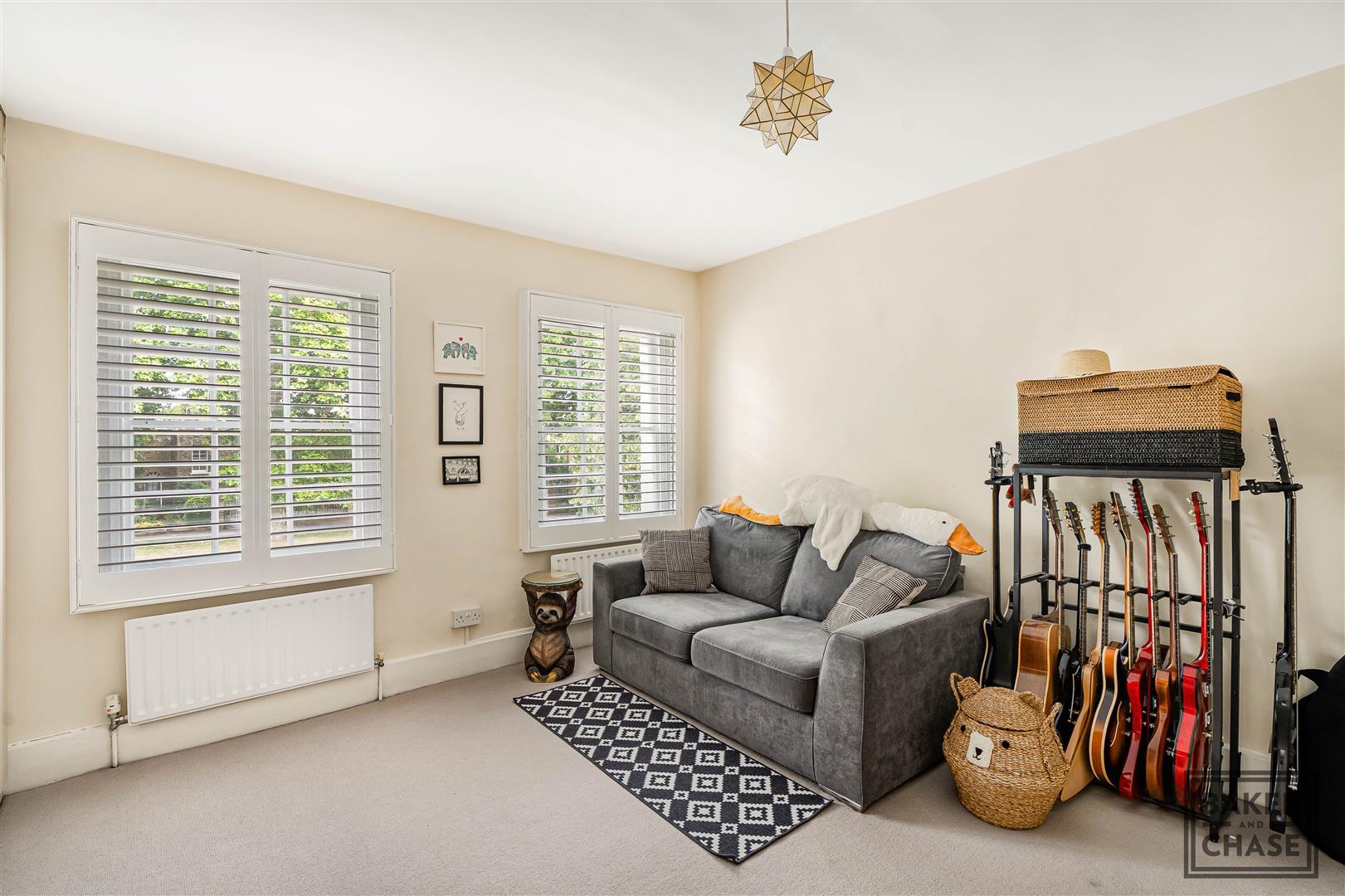 Property Image 1f7225c4-b8b0-42c8-b670-36e7eb298c20