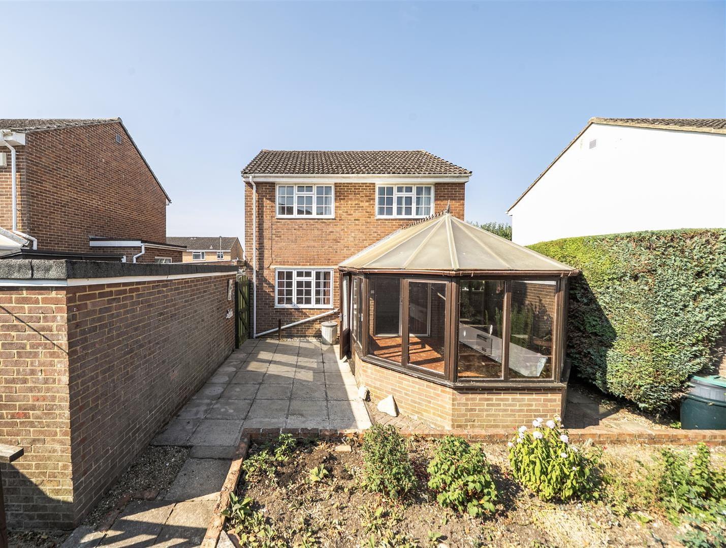 Property Image 1f7e11c1-91bc-4990-9789-32d0985b56c4