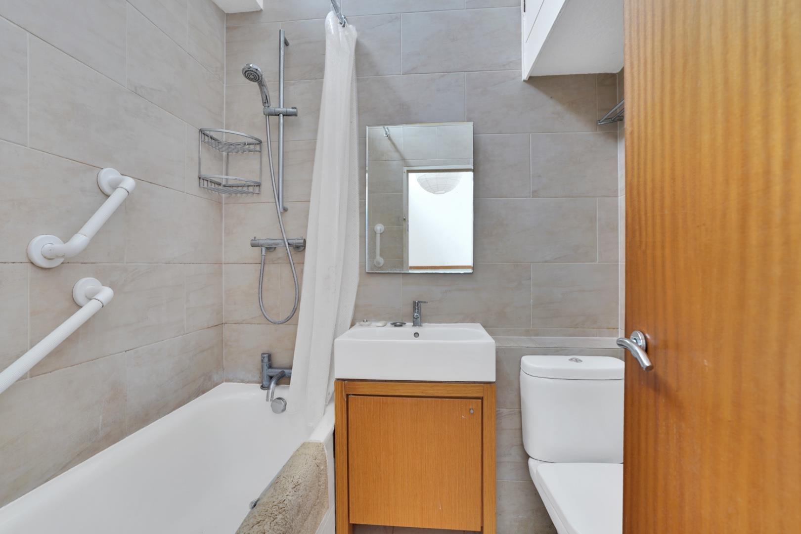 Property Image 1f80bb40-549c-48d6-b1c2-cd5ab573cf02