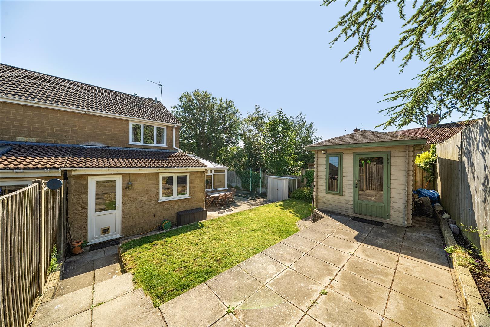 Property Image 1f8de975-84c6-4736-8e27-6698071da30c