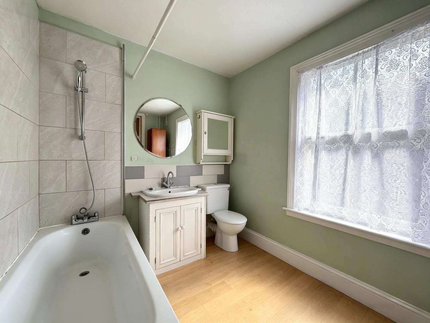 Property Image 1f931de1-67ad-4d30-aeaa-312f026f9479