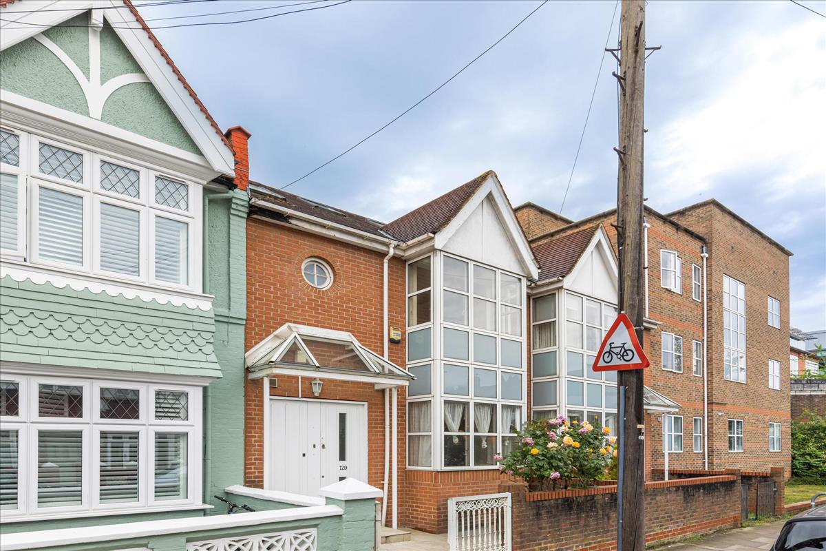 Property Image 1f9636f8-43c1-4eef-8fe9-14fbd41292a0