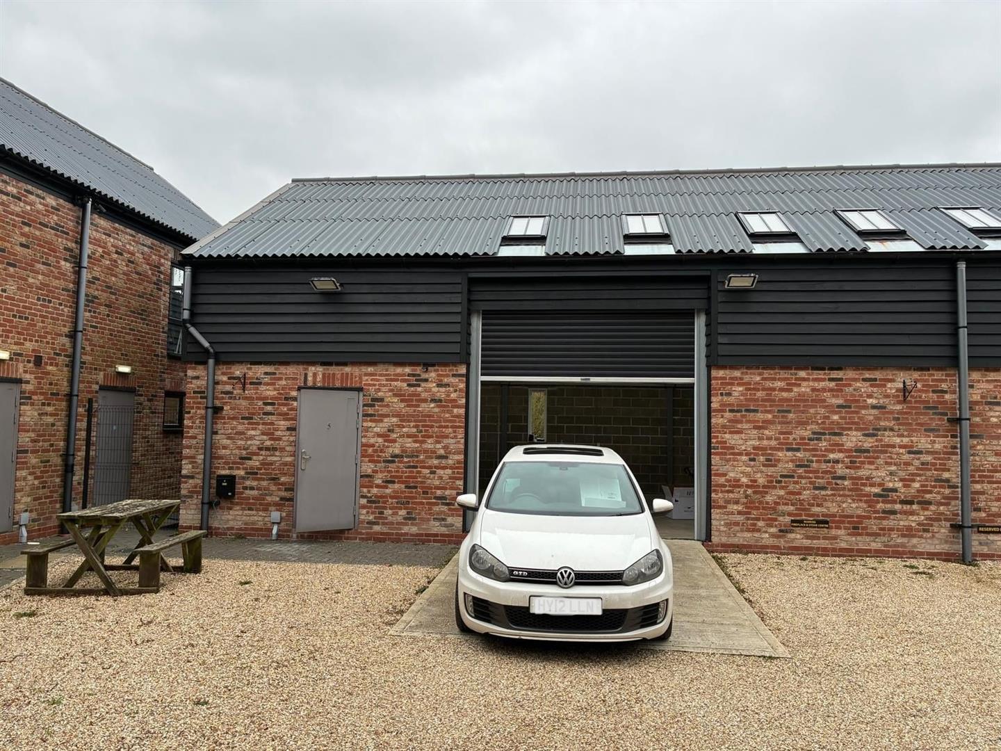 Property Image 1f97452c-1bb1-4a86-8f70-16f0c805eb23