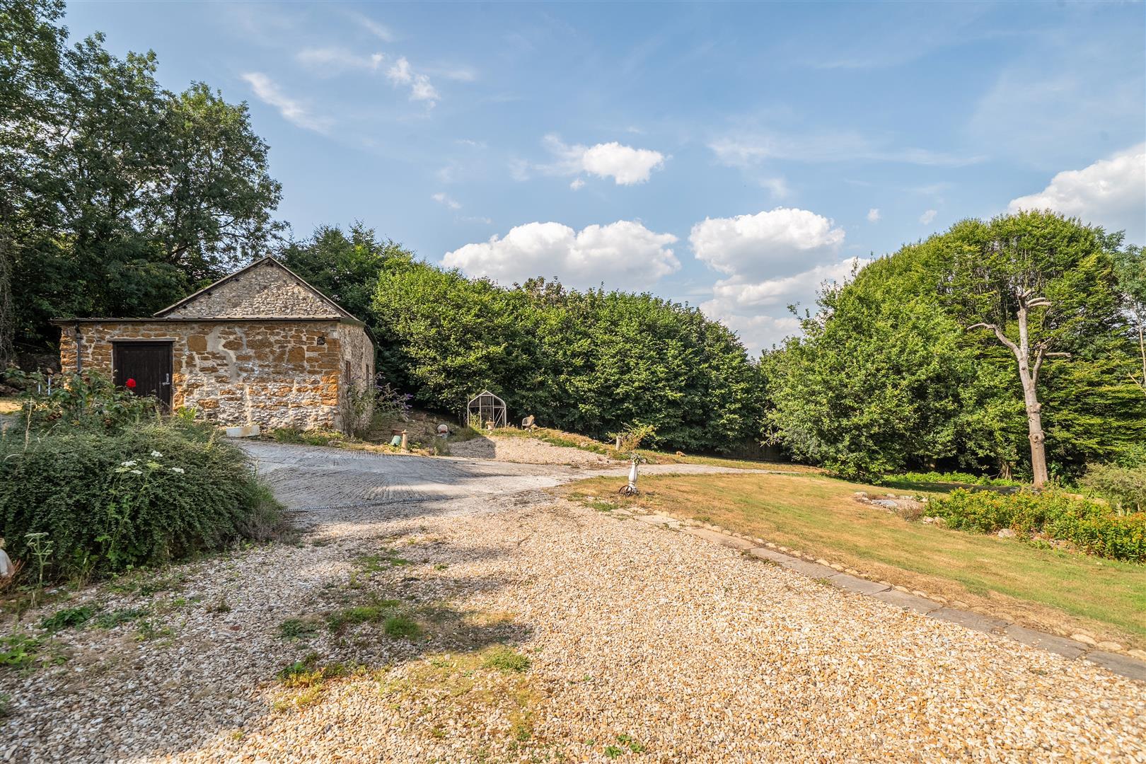 Property Image 1fad7447-26b9-46b0-befe-9899fff62471