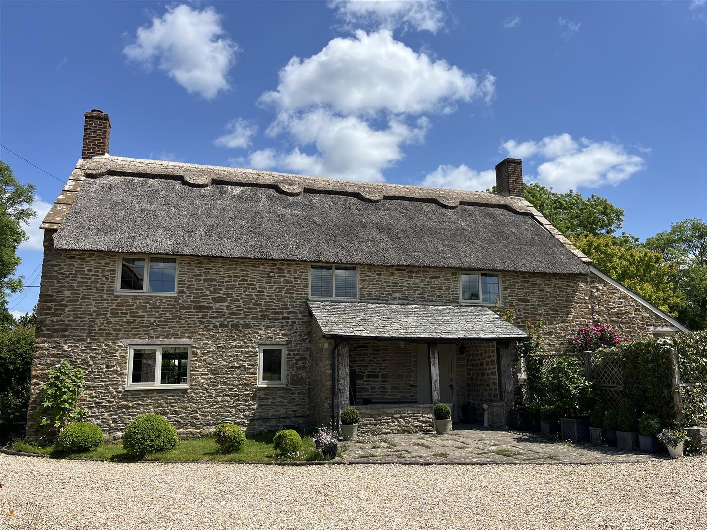 Property Image 1fb0e2d8-f19e-4155-817c-e9b4a687a755