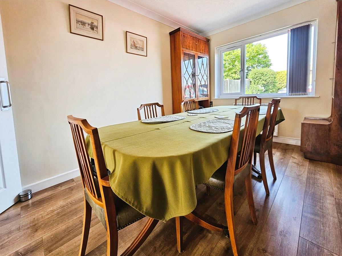 Property Image 1fb18b91-fdd6-4ba1-ae4d-8c568c7a69d5