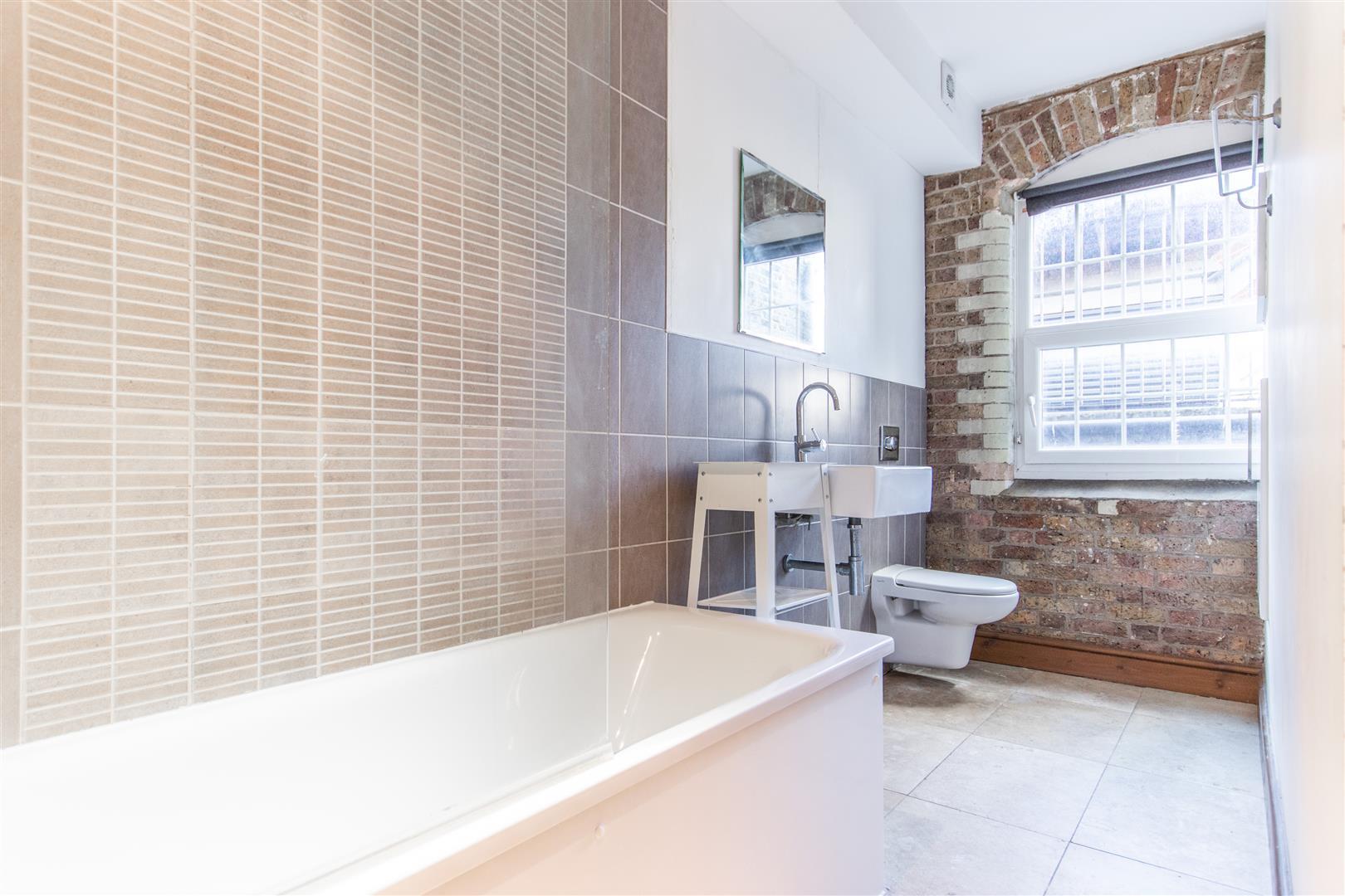 Property Image 1fc0334c-a63c-4c66-a7a0-b32c61964b7f