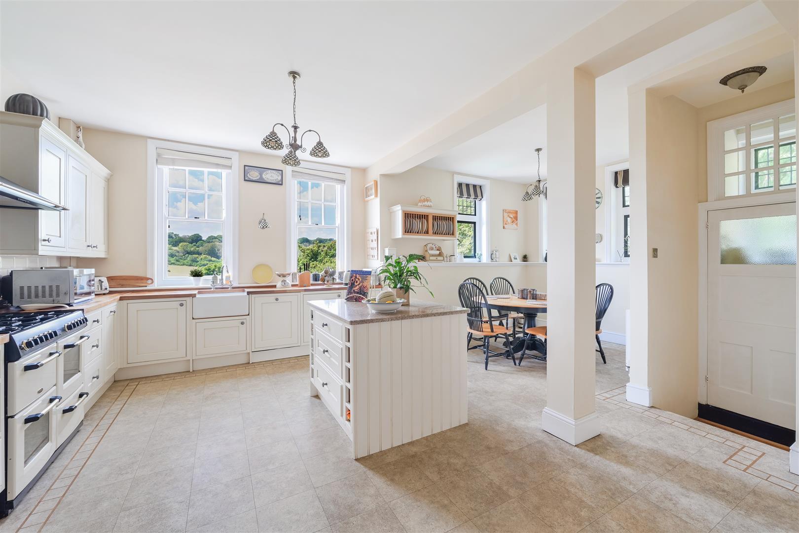 Property Image 1fcf44a2-9783-4b35-a4c6-4ba7bc375902