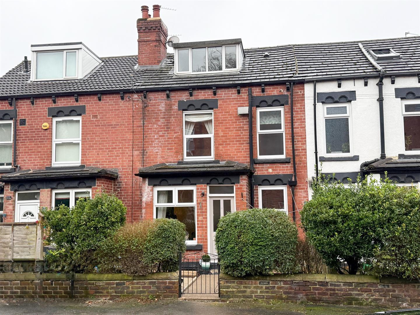 Property Image 1ff569af-07e4-4098-a2fb-9dad20e10f3b