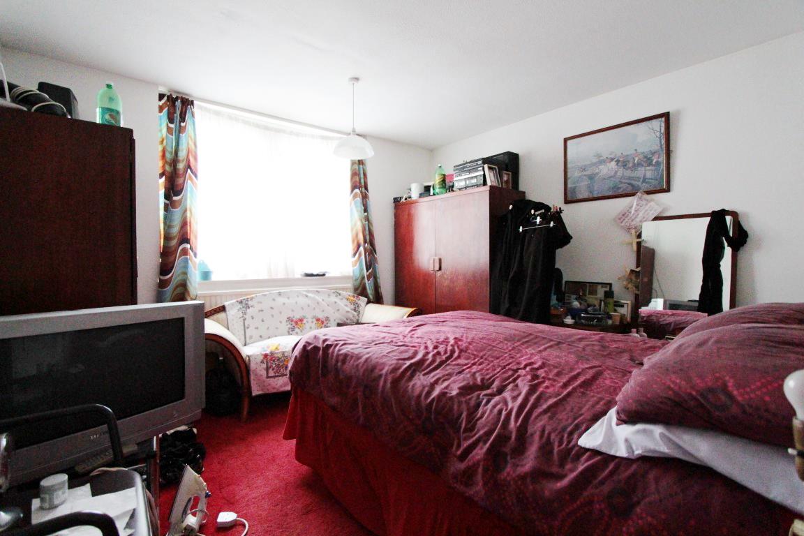 Property Image 1ff6e050-b420-4280-bd44-abf3d7b57766