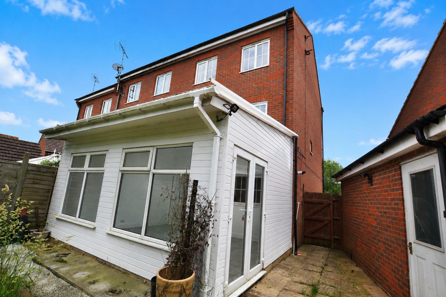 Property Image 20034c3d-61e9-4133-9e7d-d4d9335941fe