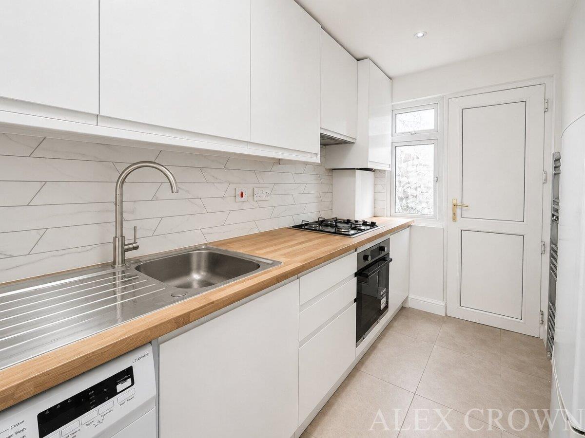 Property Image 20044b2b-85c1-4c27-8093-129a66c522e2