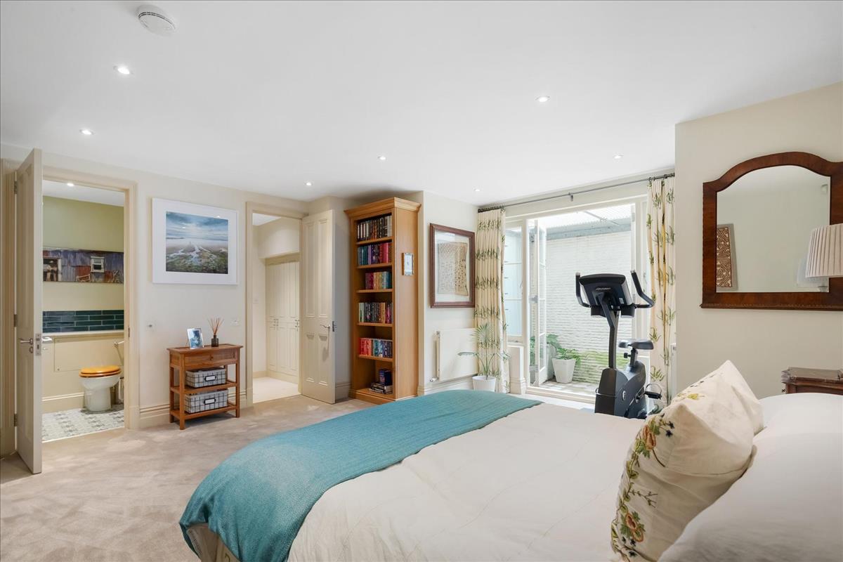 Property Image 200be30d-4726-4a5b-848c-0face867d51a