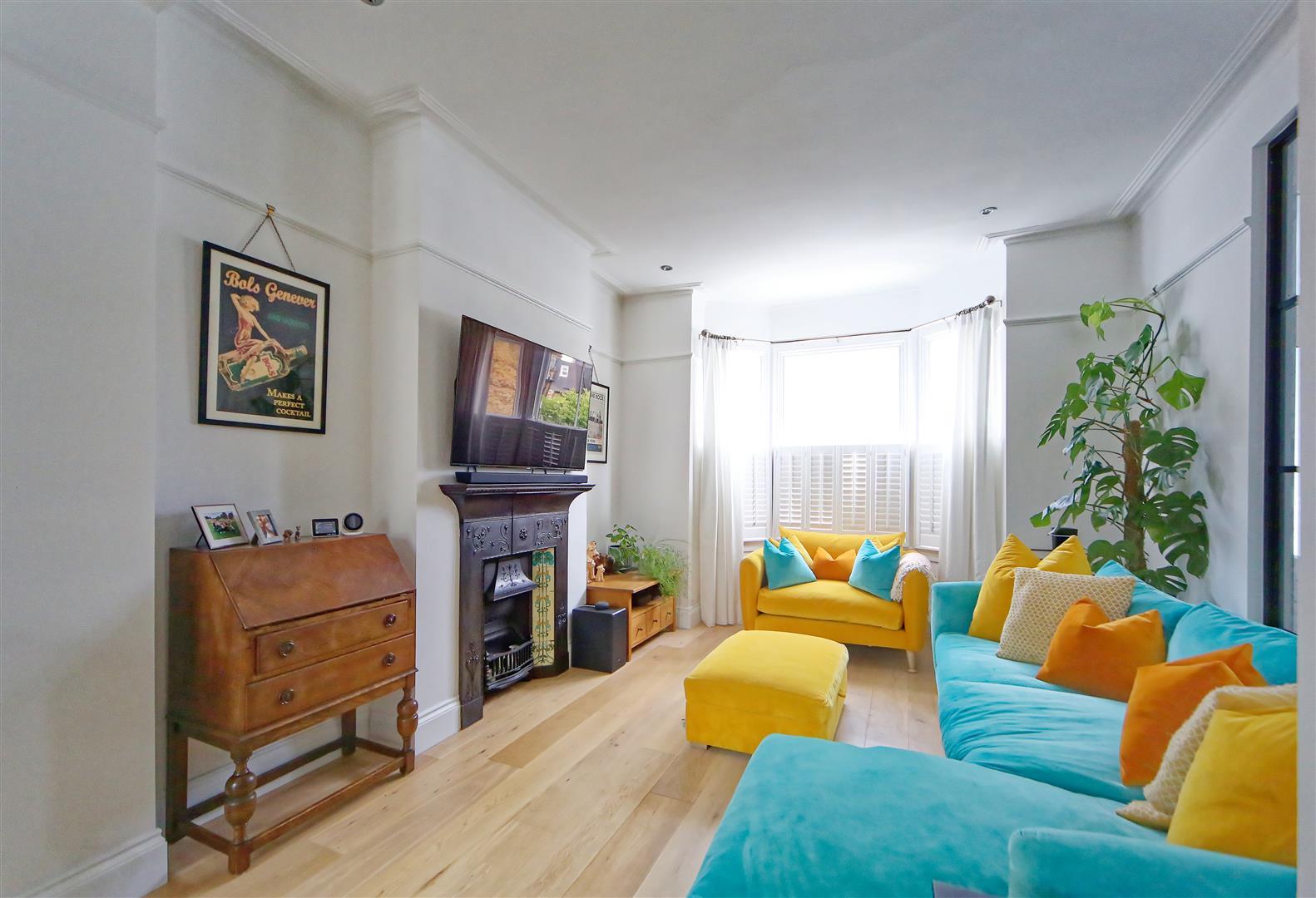 Property Image 201bbc84-a815-4f70-937d-b85e1c0ce5d5