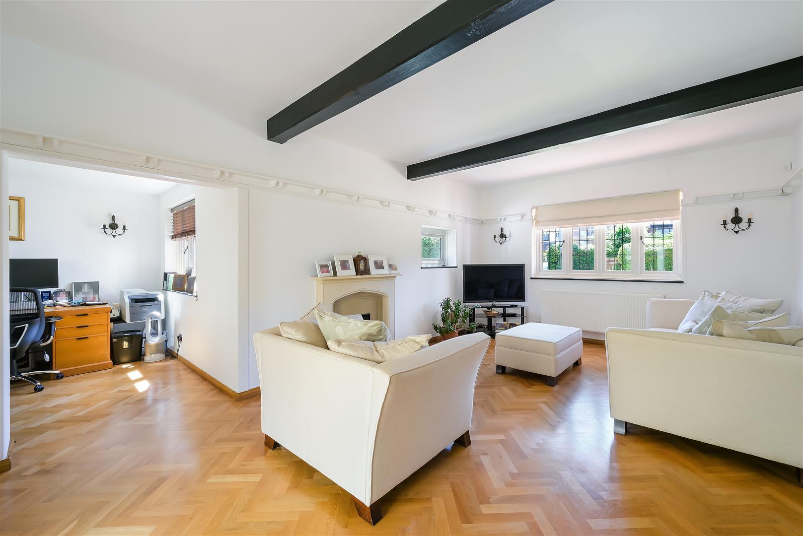 Property Image 20317715-7be7-4756-8587-b75ddd8f6c66
