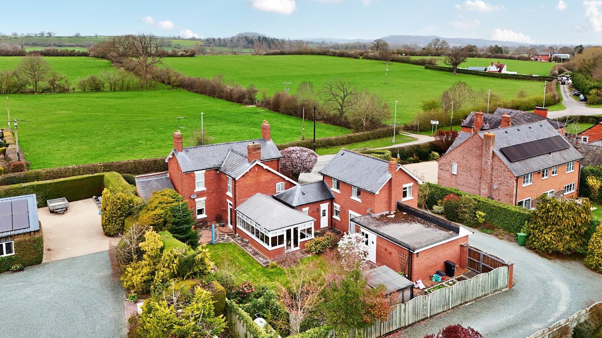 Property Image 203216bd-6d2e-4335-b2b9-347ec8b9f0e2