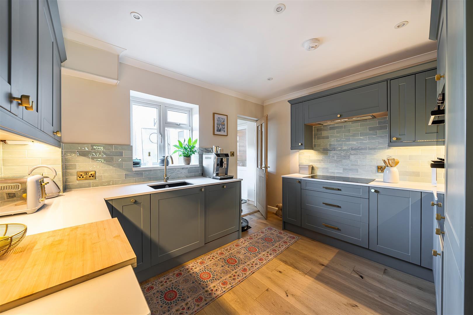 Property Image 2033cd51-8f22-40fa-b93d-ebe825100353