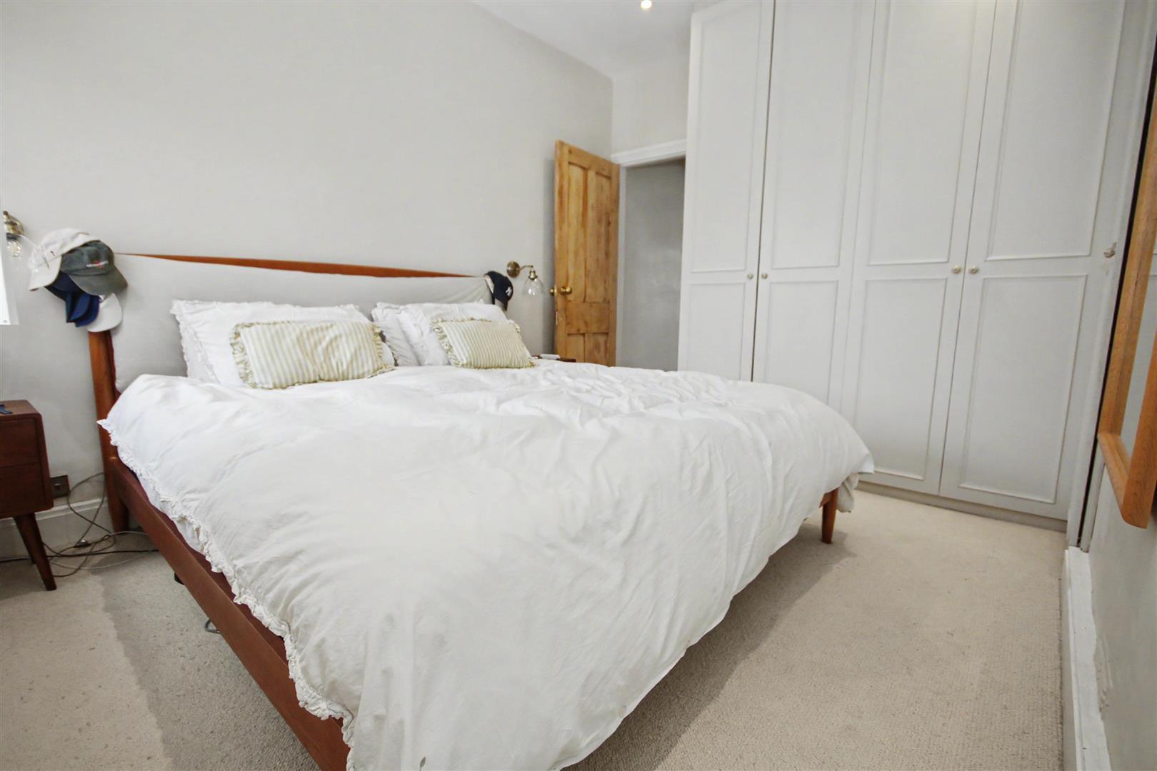Property Image 203a1d32-cf63-46c0-accd-e184135c3e5c