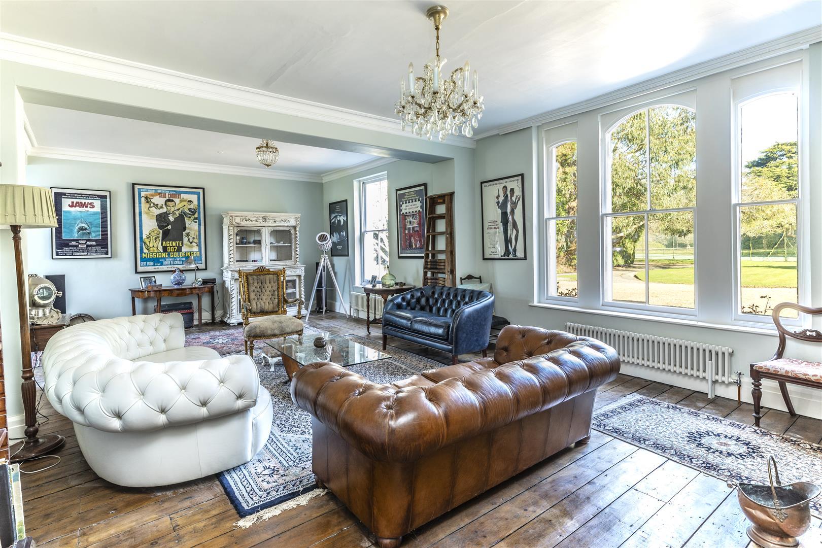 Property Image 203f894c-eb22-4166-b75d-1630de20cc39