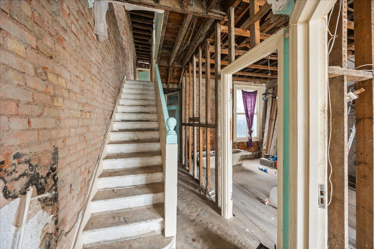 Property Image 204572f7-d86f-48c4-abd3-ab724166adef