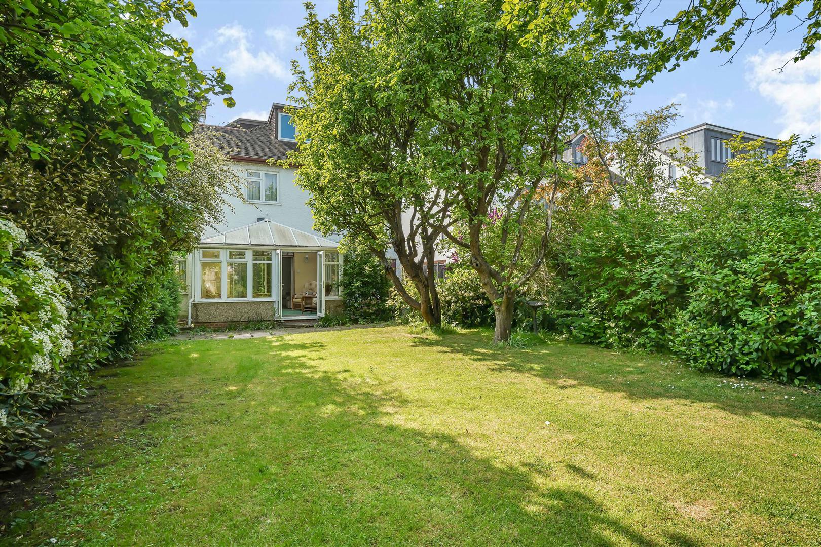 Property Image 204f9dd3-77c3-4208-8071-7e228eb2c562