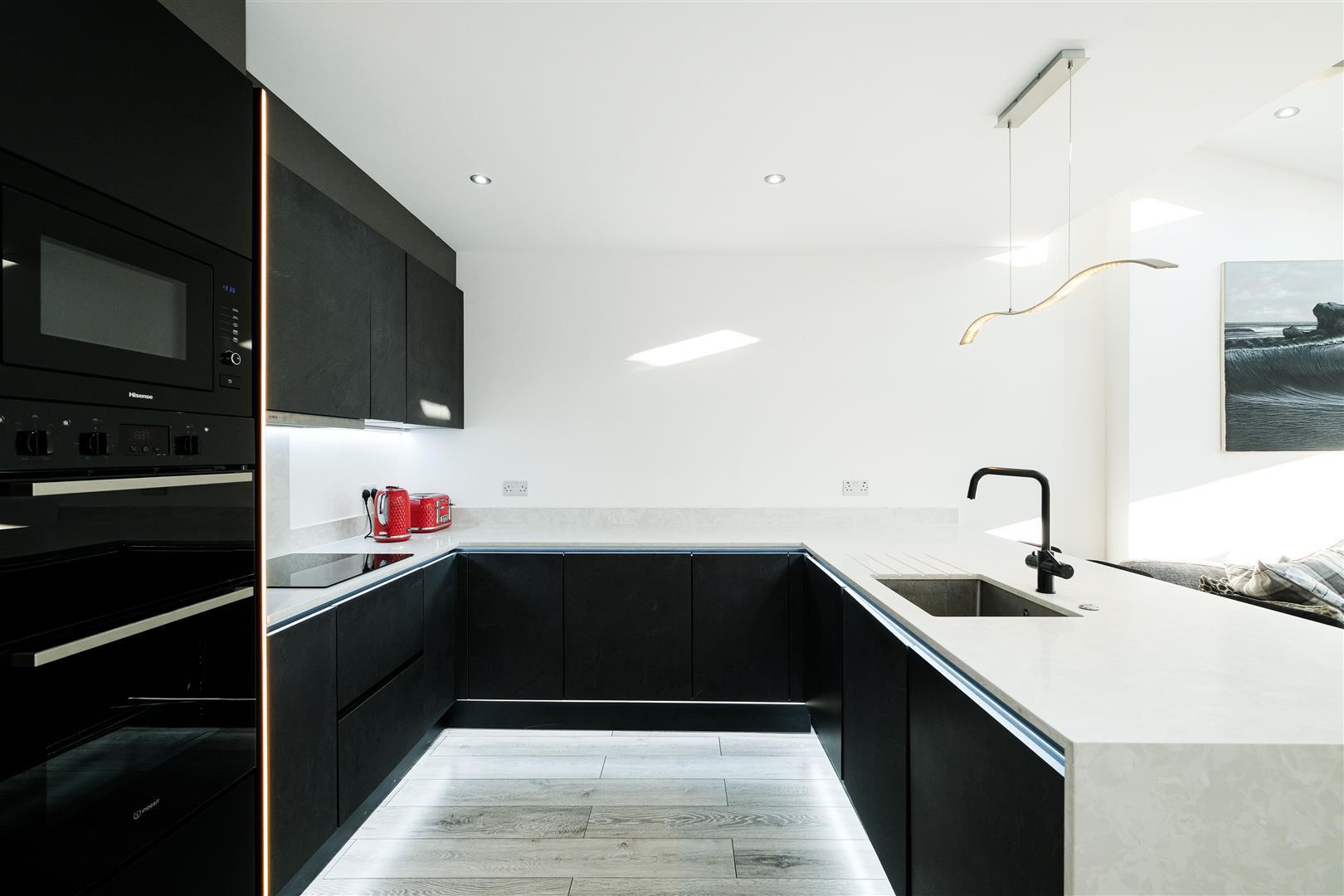 Property Image 2057a41e-8310-4cdf-9a5e-9aee237264d7
