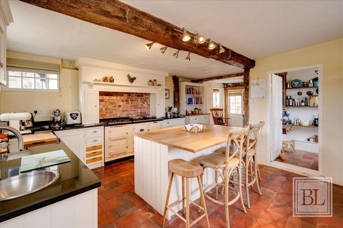 Property Image 208476c4-eafd-48f1-b738-9e33021f15bf
