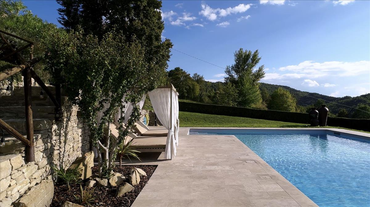 Property Image 20900370-3661-4743-b5a2-930615d4350b