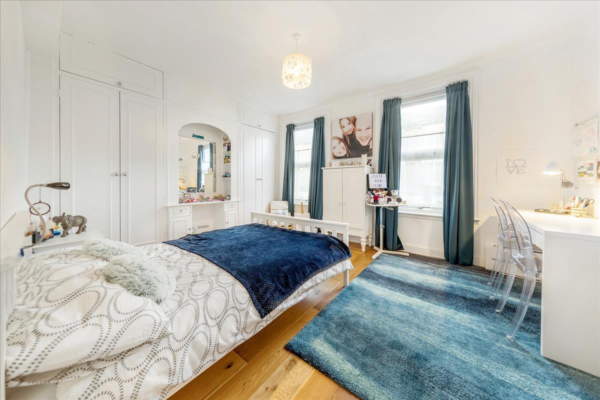 Property Image 209601f7-6a3d-4e4c-9353-5b21333bce93