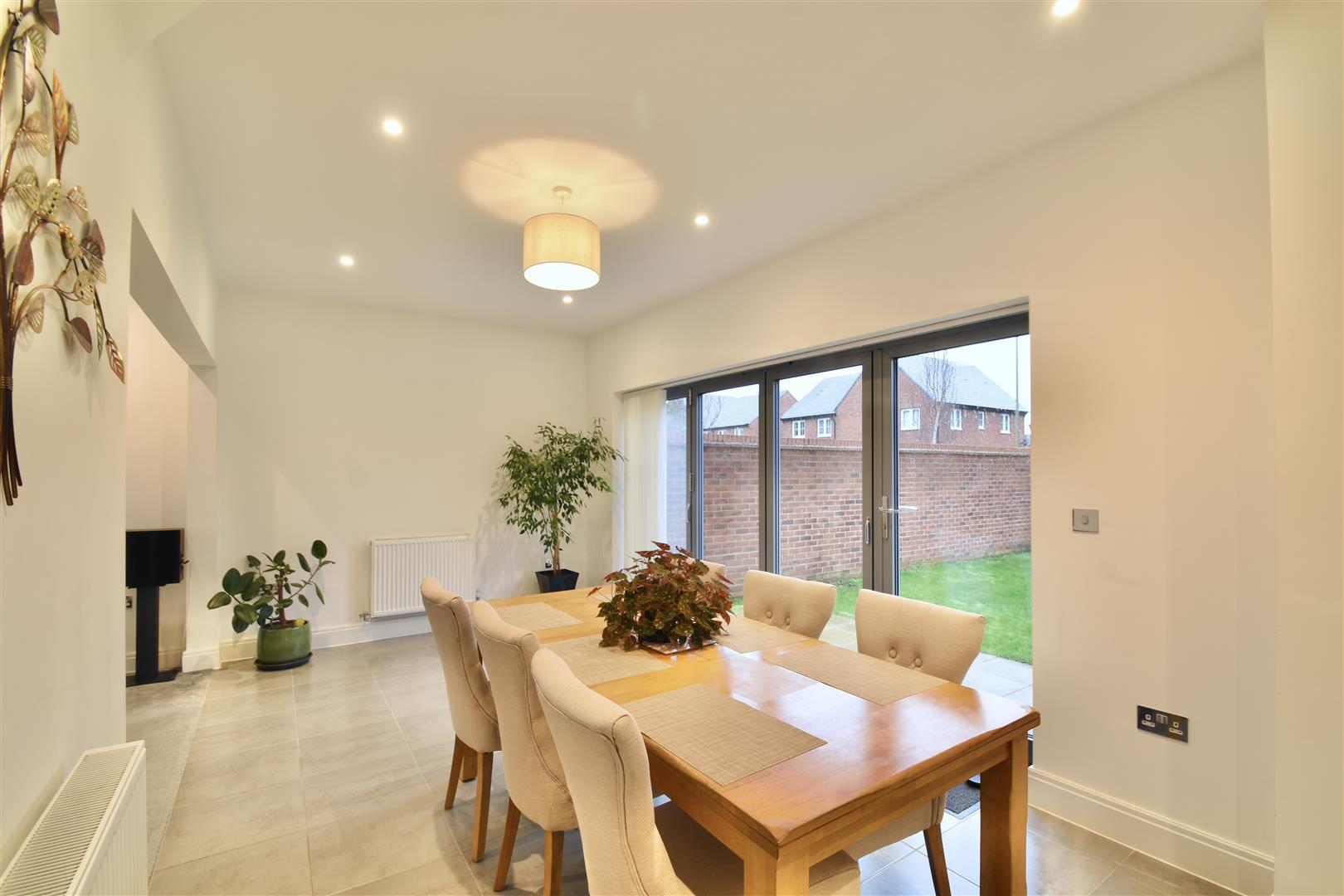 Property Image 209b5165-2eb1-49b0-9fc2-e10f3bdaae0a