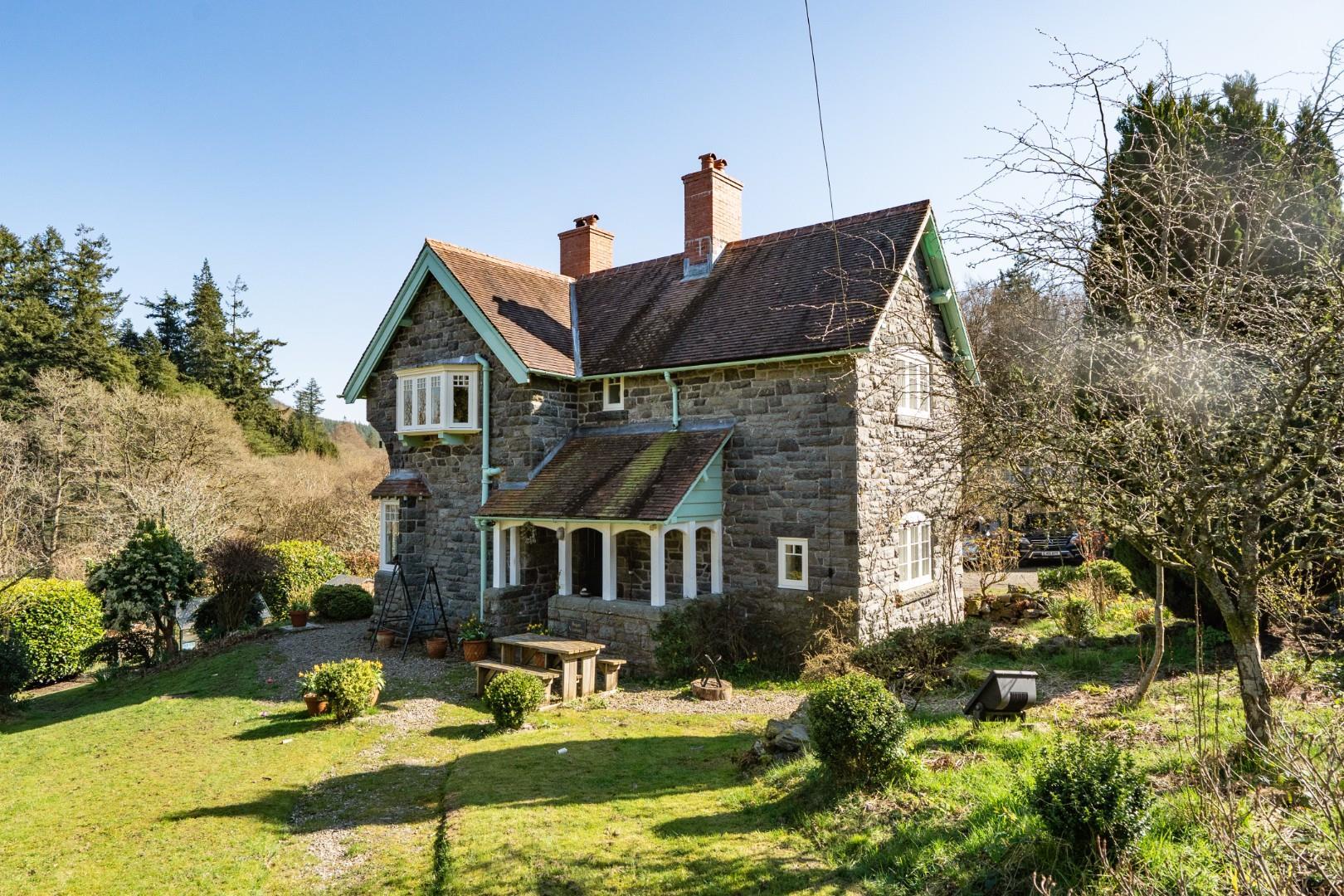 Property Image 20d54c21-37c9-447f-bccd-a811cc222e0d