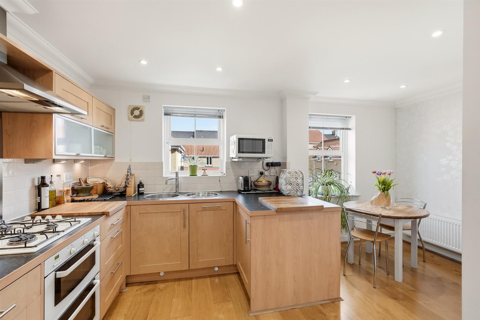 Property Image 20e2ae20-f400-49f4-a5f6-ebb62c8e0a2e