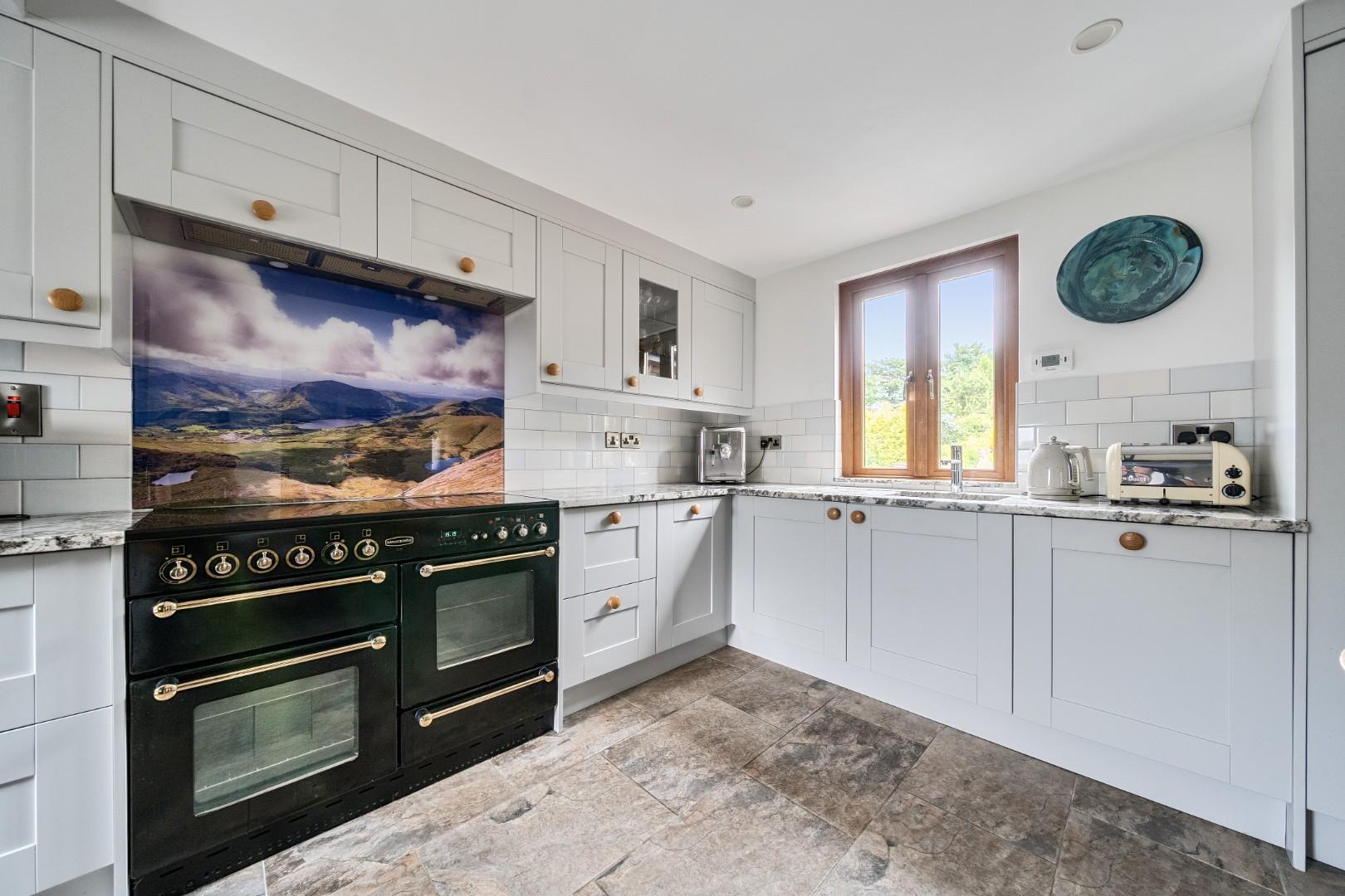 Property Image 20f08035-cf91-4da8-b59e-fe6e139a50c5