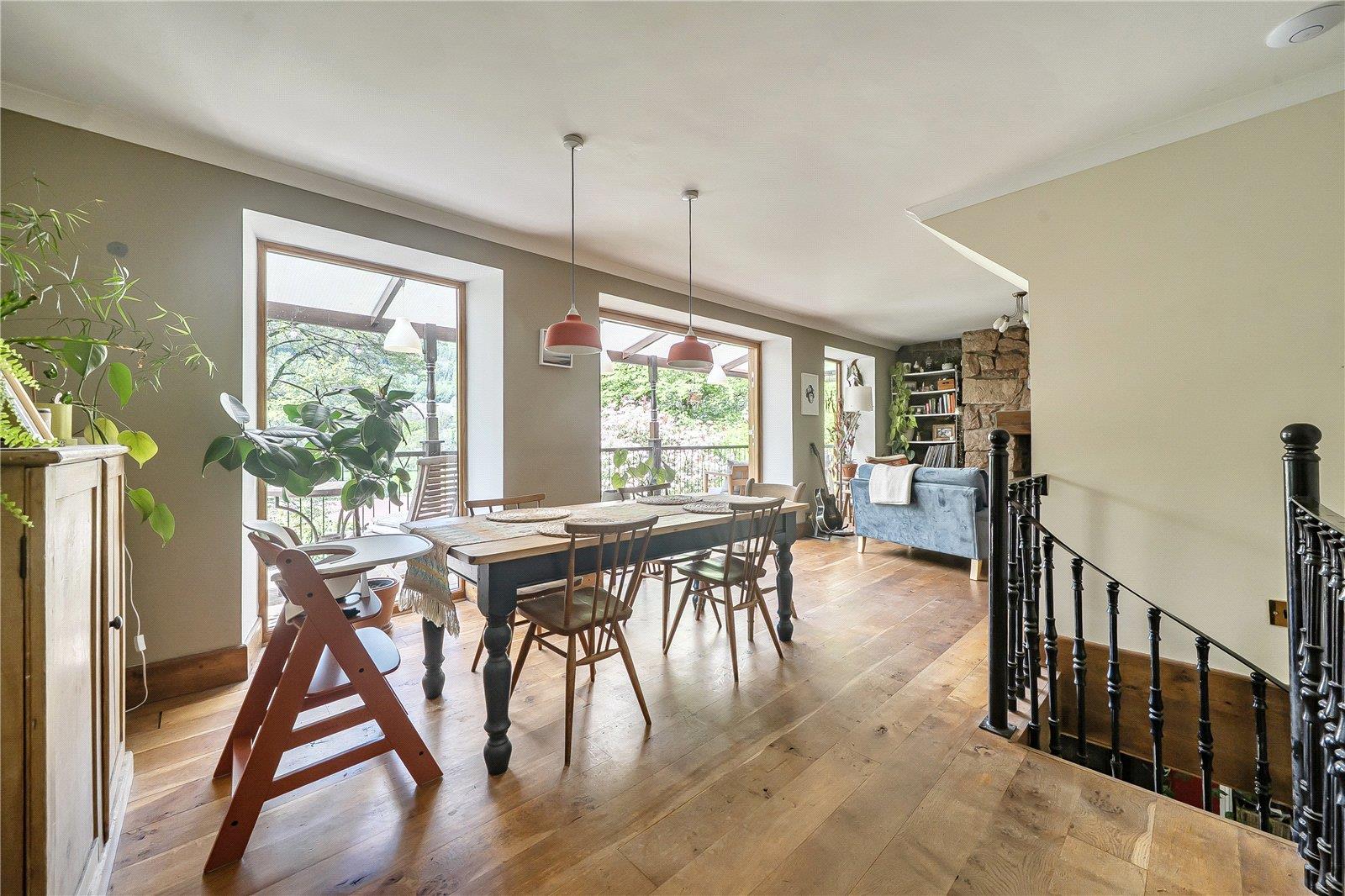 Property Image 20f3e1d8-aba9-4f8a-b310-5237850cf94f