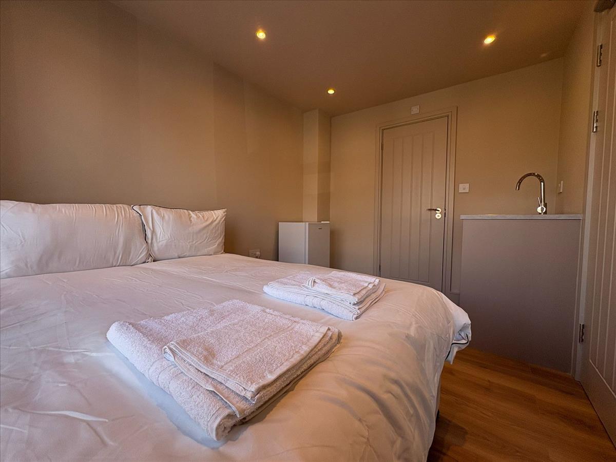 Property Image 20fab0c3-32fb-4842-b045-3173b6c22205