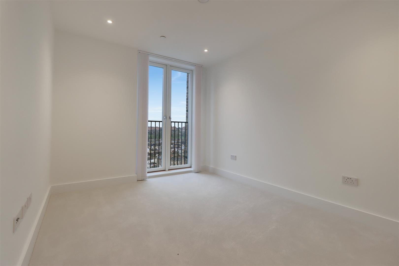 Property Image 21046467-5088-46e1-bdc1-cfa7659df1ae