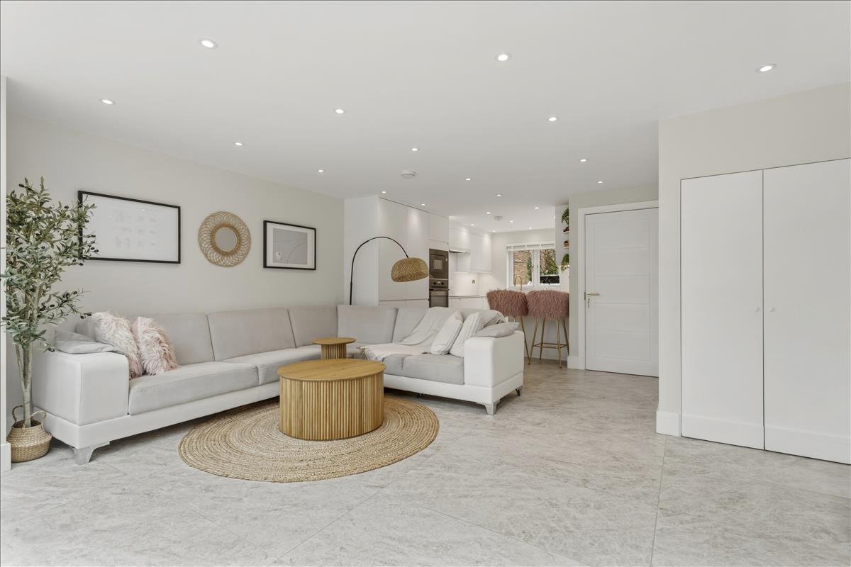 Property Image 21064d82-e9a2-49be-88fe-def10cda4317