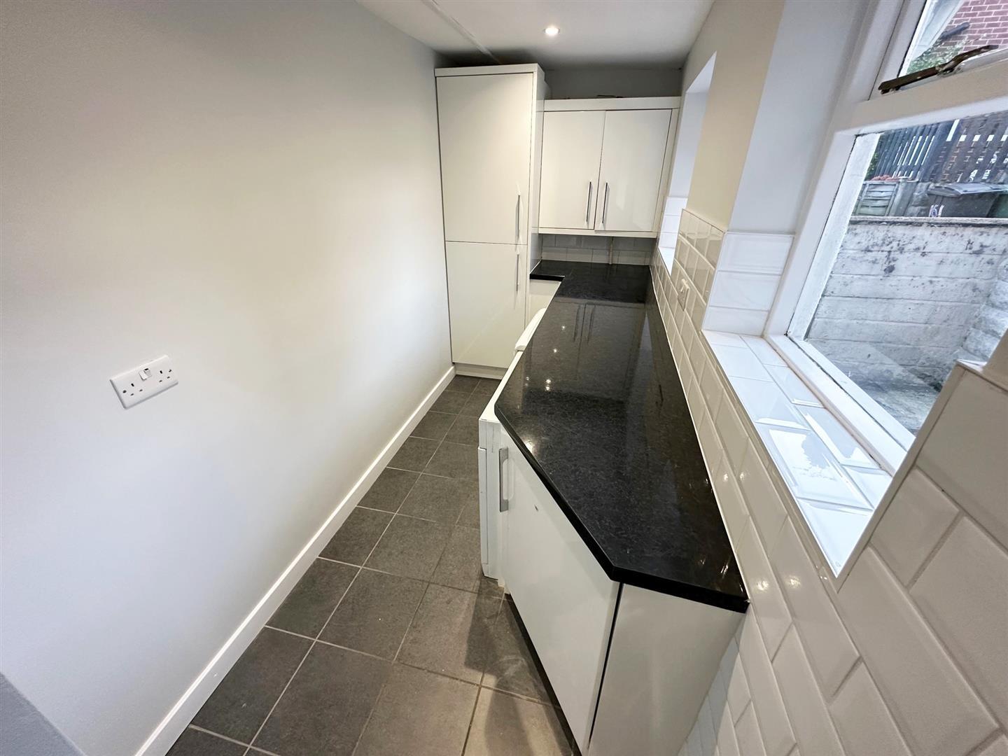 Property Image 211033f4-91fd-4f4f-baff-acbc61b2bd86