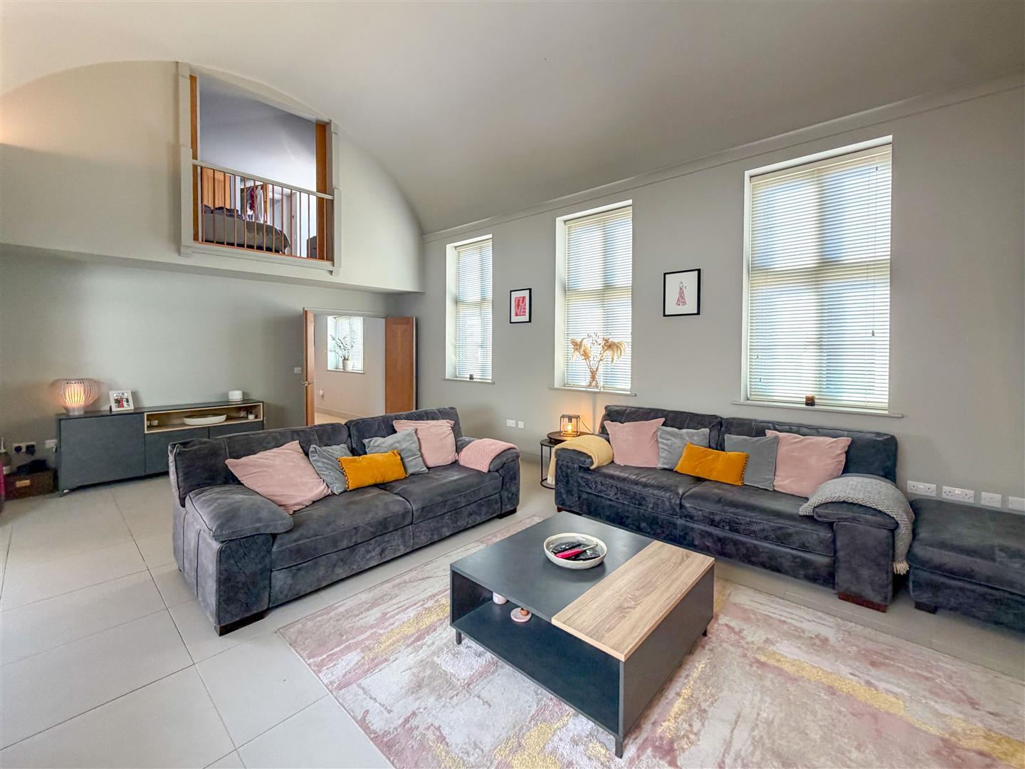Property Image 211204bf-5b25-47a0-aa4a-b1f909919e8b