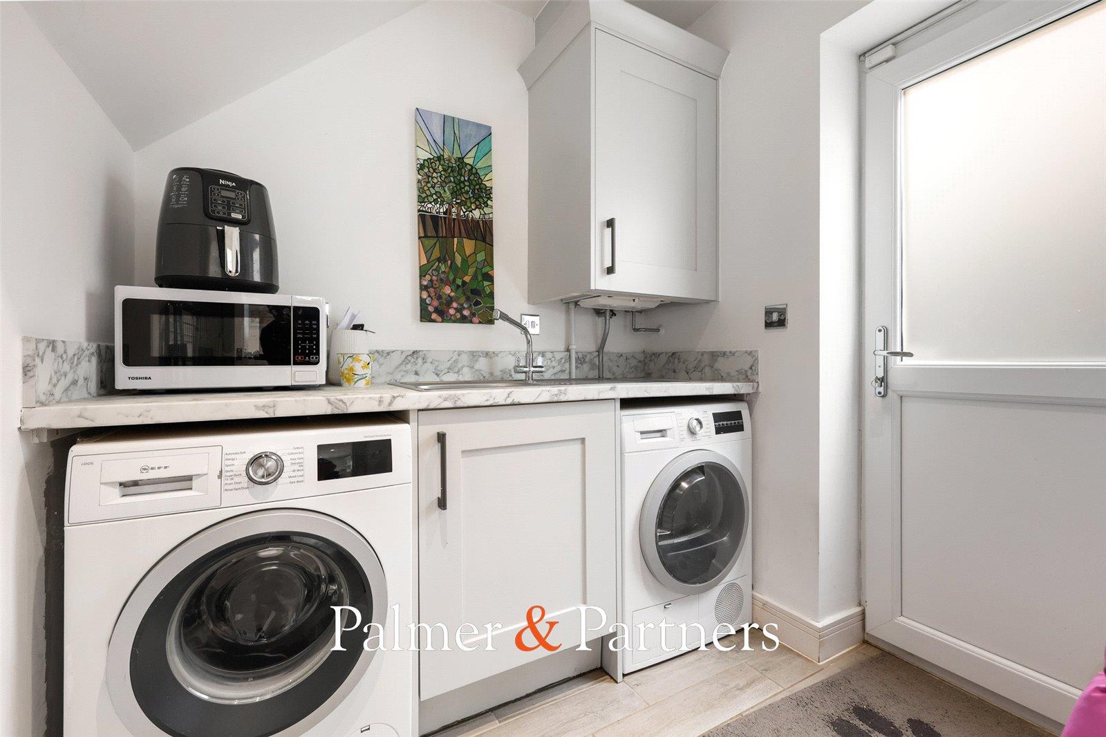 Property Image 2122d796-13fc-48c1-a4fe-dea81568d648